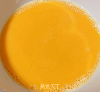 鳗鱼豆腐鸡蛋羹的做法步骤：3