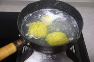 鸡蛋青菜汤面的做法步骤：4