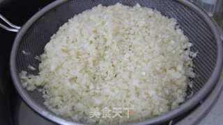 海鲜蛋黄灰粽的做法步骤:6