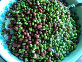 紫薯豆甜粽子的做法步骤:2