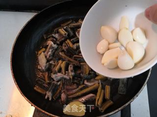 洋葱烧黄鳝的做法步骤:11