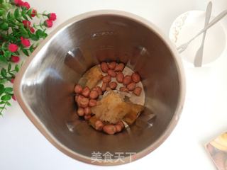 花生银耳羹的做法步骤:4