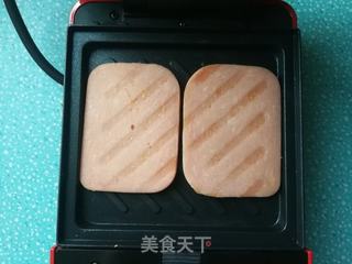 西红柿火腿鸡蛋芝士三明治的做法步骤：4