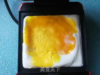 西红柿火腿鸡蛋芝士三明治的做法步骤:5
