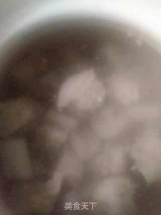 竹荪清凉排骨汤的做法步骤:4