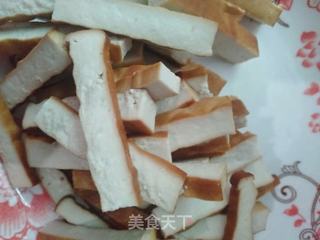 小炒豆干的做法步骤:2