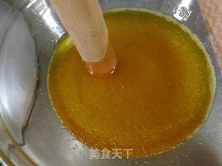 京式自来红月饼的做法步骤：3