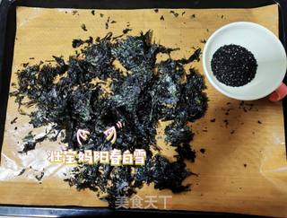 宝宝辅食补钙补铁紫菜粉❗️芝麻海苔粉(六个月以上婴幼儿辅食调料粉)的做法步骤:2