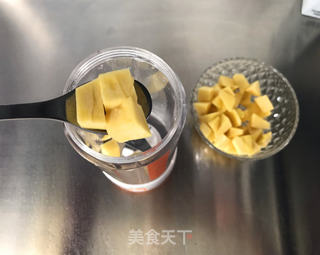 芒果思慕雪的做法步骤:2