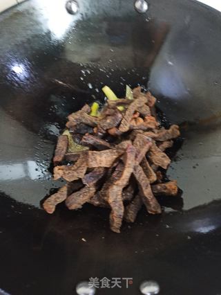 麻辣牛肉干的做法步骤:13