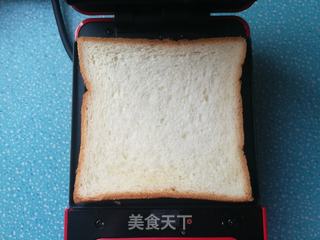 芒果鸡蛋火腿三明治的做法步骤：2