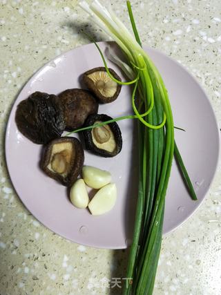 素炒黄豆芽的做法步骤：2