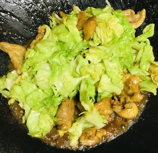 包菜炒鸭肉的做法步骤：8