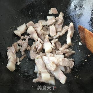 猪肉炖酸豆角的做法步骤：7