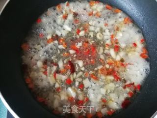 螺丝椒炒扇贝肉的做法步骤:8