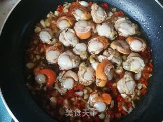 螺丝椒炒扇贝肉的做法步骤:10