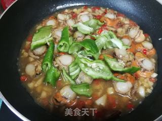 螺丝椒炒扇贝肉的做法步骤:12