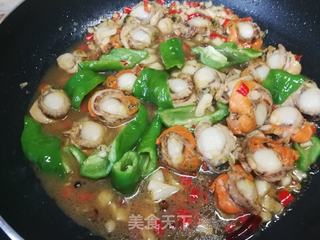 螺丝椒炒扇贝肉的做法步骤:13