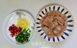 红烧魔芋豆腐的做法步骤:3
