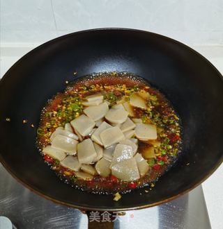 红烧魔芋豆腐的做法步骤:7