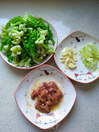 花菜里脊炒甜豆的做法步骤:4