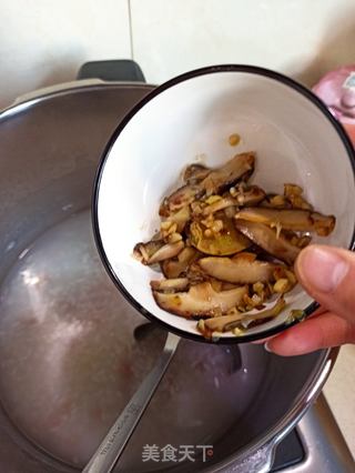 香菇牛肉粥的做法步骤:8