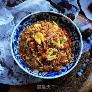 洋葱红萝卜酱油饭的做法步骤：10