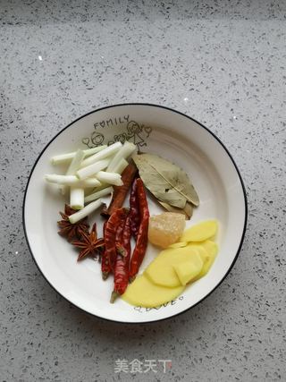 板栗烧排骨的做法步骤:2