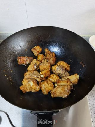 板栗烧排骨的做法步骤:10