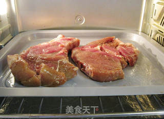 小烤箱烤T骨猪排的做法步骤:5