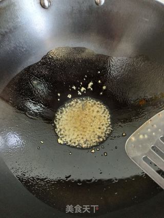 尖椒肉末炸酱荞面的做法步骤:2