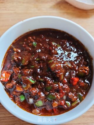 尖椒肉末炸酱荞面的做法步骤:11