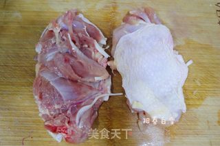 酱香烤鸡腿肉?(烤箱版)烤鸡肉的做法步骤:2