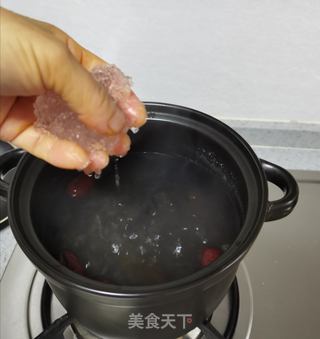 桃胶雪燕皂角米红枣羹的做法步骤:7