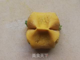 葱香椒盐南瓜花卷的做法步骤:12