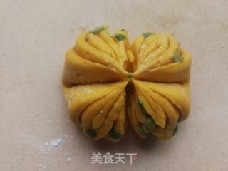 葱香椒盐南瓜花卷的做法步骤:14