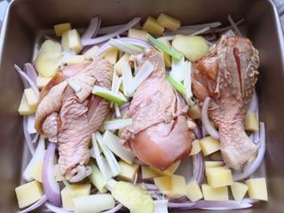时蔬烤鸡腿的做法步骤:4