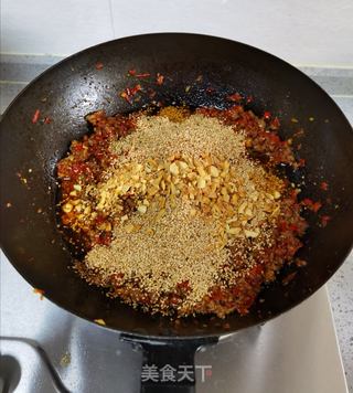 香辣牛肉酱的做法步骤:13