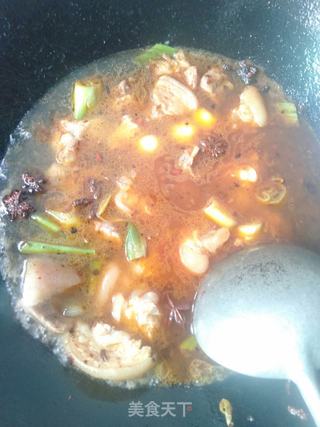 麻辣猪蹄的做法步骤:7