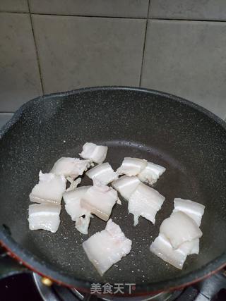 五花肉炒竹笋的做法步骤：4