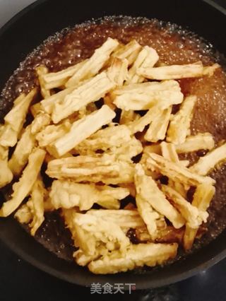 糖醋藕段的做法步骤：6