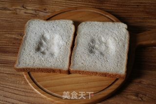 烤火腿吐司片的做法步骤：2