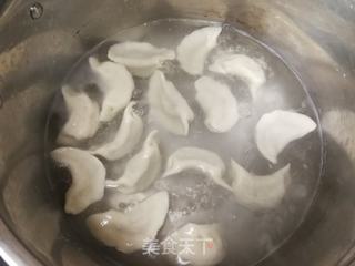 麻辣胡萝卜香菇猪肉饺的做法步骤:7