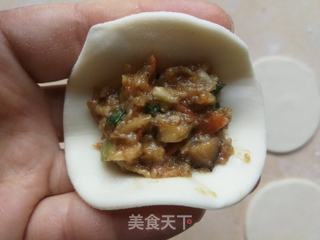 麻辣胡萝卜香菇猪肉饺的做法步骤:3