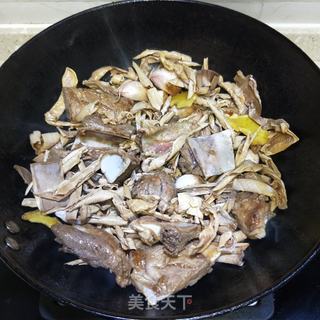 扇骨焖笋干的做法步骤:8