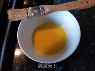双黄莲蓉月饼的做法步骤:16