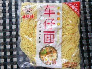 虫草花鸡汤车仔面的做法步骤:2