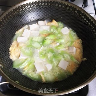 丝瓜豆腐汤的做法步骤：4