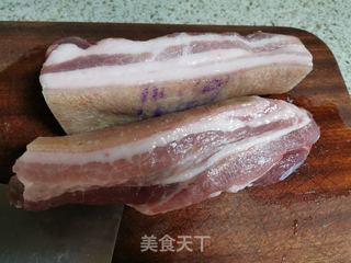 红烧肉东坡肉的做法步骤：1