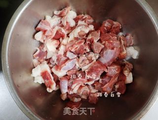 烤羊肉串㊙️腌制是关键❗️(烤箱版)的做法步骤:2